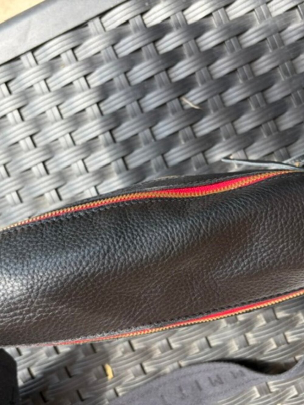 Hammitt Charles Large Crossbody-Black/Brushed Gold w/ Red Zip - Picture 3 of 9